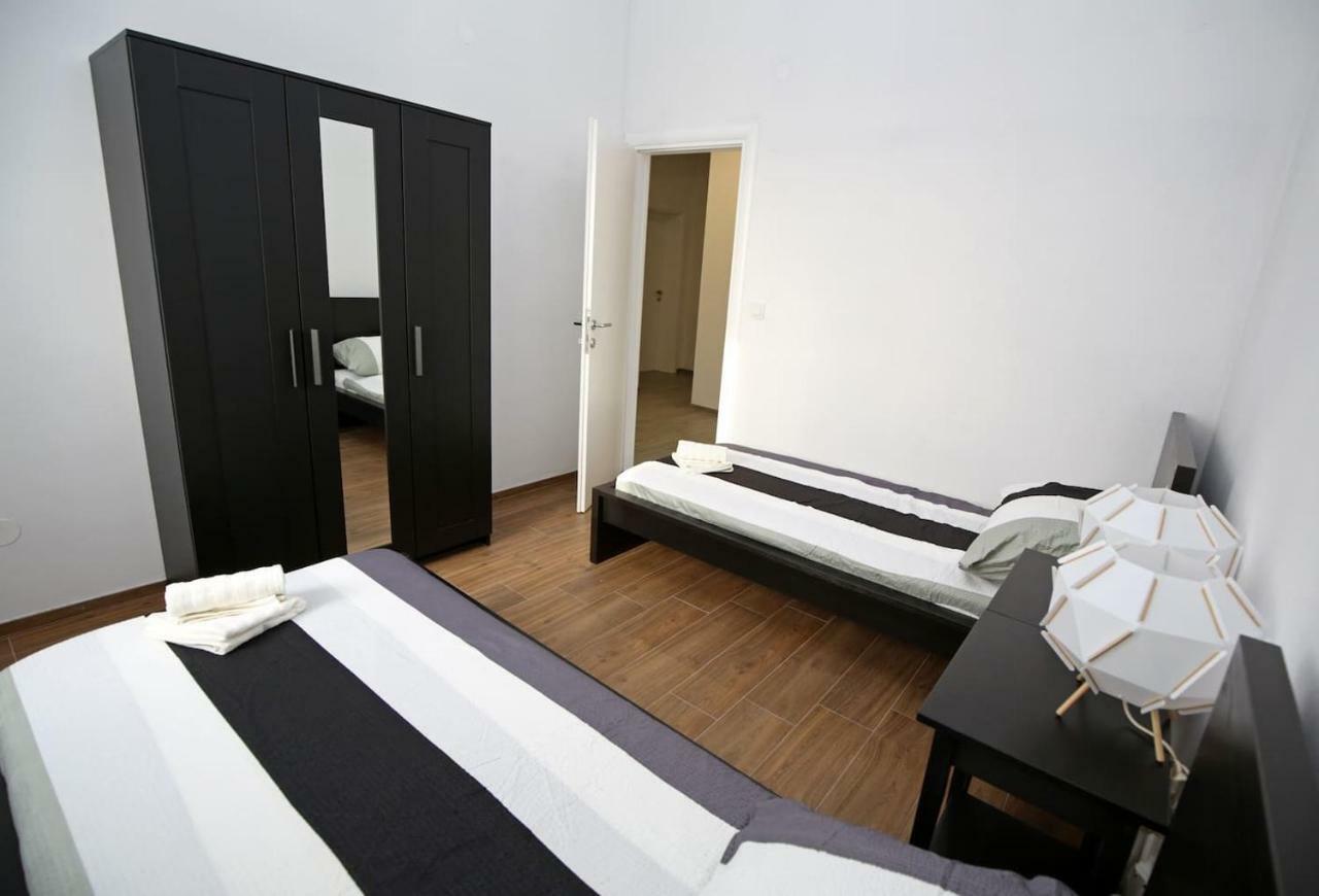 Modern Guest House Rak With Beautiful Pool Šibenik Exterior foto
